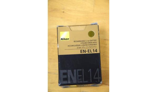 3 batterijen NIKON, type EN-EL14, werking niet gekend